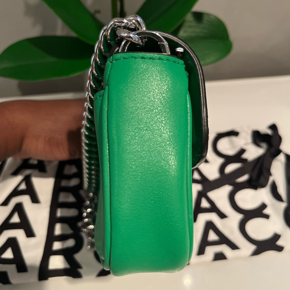 Marc Jacobs Vibrant Green Crossbody Bag - Picture 7 of 16